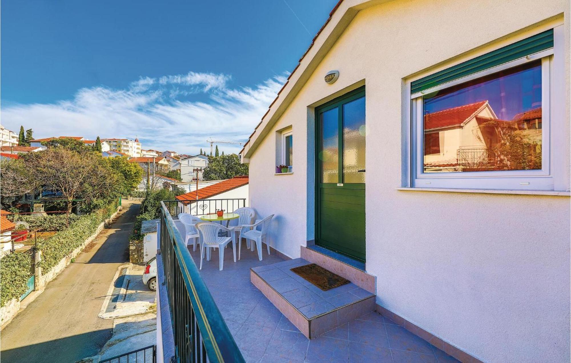 Gorgeous Apartment In Seget Vranjica Exterior photo